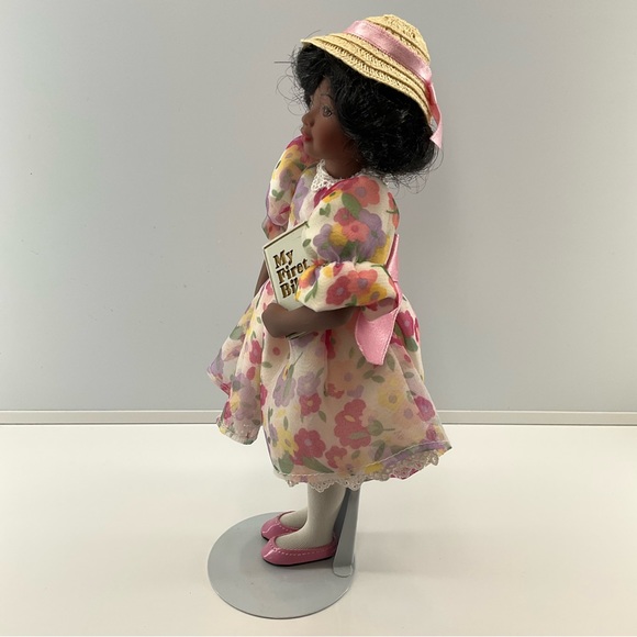 AVON Porcelain Black Doll sz 9.5” Tall African American Sunday Best Bible Pink + - Picture 5 of 10